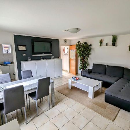 Fewo24-Prasdorf Apartment Екстериор снимка